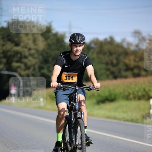 01.09.2024 - 17. Tribühne Triathlon H.Heesch http://msf.ph/oto/6944653 01.09.2024 11:37:50 Radfahren 364, 445, 478, 488, 520, 542 meine-sportfotos.de
