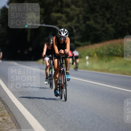 01.09.2024 - 17. Tribühne Triathlon H.Heesch http://msf.ph/oto/6944737 01.09.2024 11:38:11 Radfahren 360, 362, 390, 431, 463, 489, 498, 553 meine-sportfotos.de