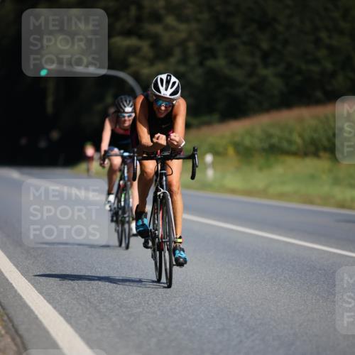 01.09.2024 - 17. Tribühne Triathlon H.Heesch http://msf.ph/oto/6944746 01.09.2024 11:38:11 Radfahren 360, 362, 390, 431, 463, 489, 498, 553 meine-sportfotos.de