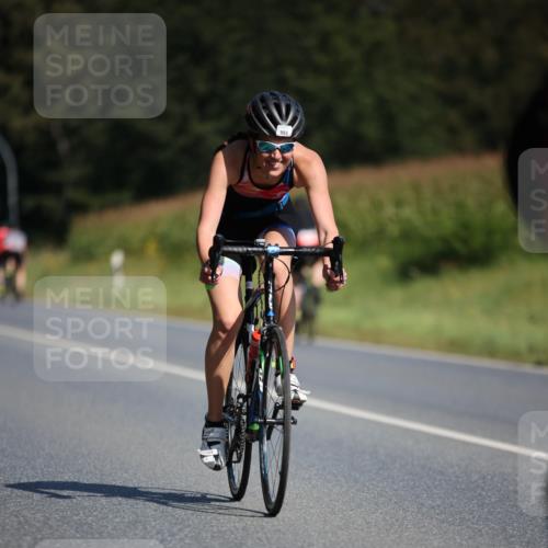 01.09.2024 - 17. Tribühne Triathlon H.Heesch http://msf.ph/oto/6944779 01.09.2024 11:38:13 Radfahren 360, 362, 431, 463, 489, 498, 553 meine-sportfotos.de