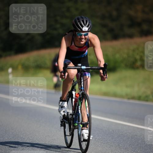 01.09.2024 - 17. Tribühne Triathlon H.Heesch http://msf.ph/oto/6944785 01.09.2024 11:38:13 Radfahren 360, 362, 431, 463, 489, 498, 553 meine-sportfotos.de