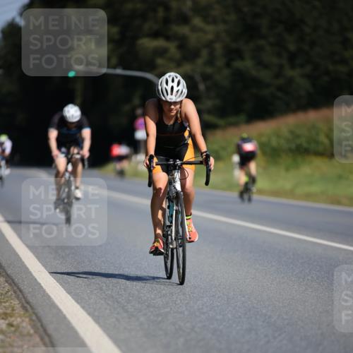 01.09.2024 - 17. Tribühne Triathlon H.Heesch http://msf.ph/oto/6944795 01.09.2024 11:38:18 Radfahren 360, 362, 463, 498, 525 meine-sportfotos.de