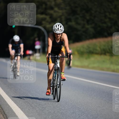 01.09.2024 - 17. Tribühne Triathlon H.Heesch http://msf.ph/oto/6944804 01.09.2024 11:38:18 Radfahren 360, 362, 463, 498, 525 meine-sportfotos.de