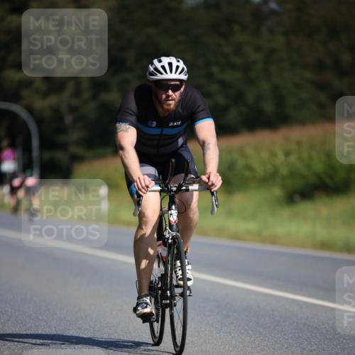 01.09.2024 - 17. Tribühne Triathlon H.Heesch http://msf.ph/oto/6944844 01.09.2024 11:38:20 Radfahren 362, 463, 498, 525 meine-sportfotos.de