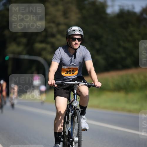01.09.2024 - 17. Tribühne Triathlon H.Heesch http://msf.ph/oto/6944901 01.09.2024 11:38:31 Radfahren 318, 369, 455, 511 meine-sportfotos.de