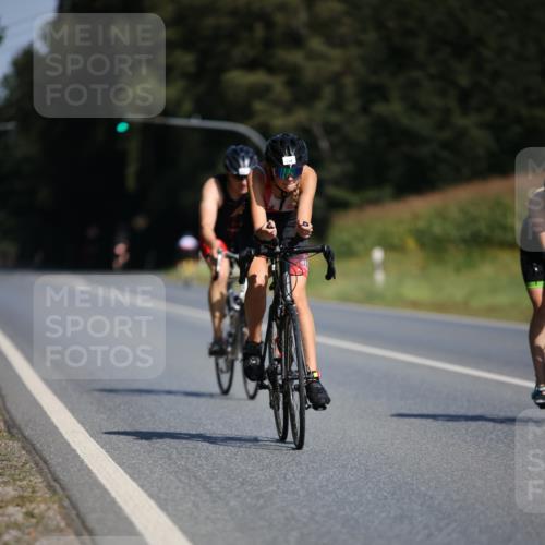 01.09.2024 - 17. Tribühne Triathlon H.Heesch http://msf.ph/oto/6944914 01.09.2024 11:38:35 Radfahren 318, 455, 511 meine-sportfotos.de