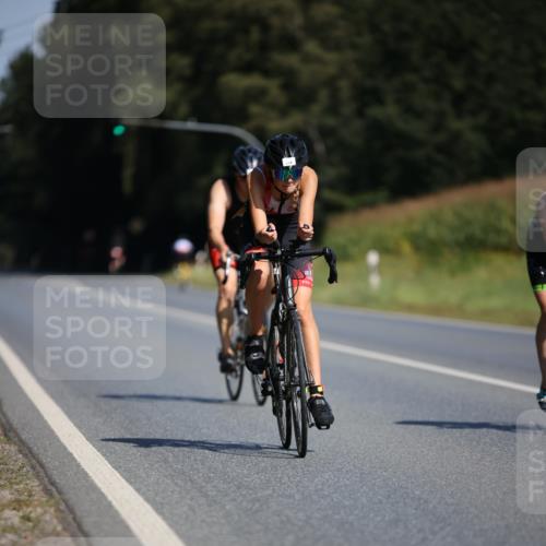 01.09.2024 - 17. Tribühne Triathlon H.Heesch http://msf.ph/oto/6944917 01.09.2024 11:38:35 Radfahren 318, 455, 511 meine-sportfotos.de