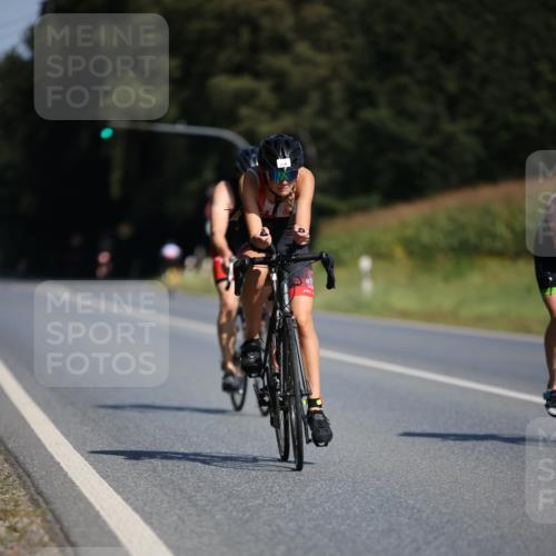 01.09.2024 - 17. Tribühne Triathlon H.Heesch http://msf.ph/oto/6944921 01.09.2024 11:38:35 Radfahren 318, 455, 511 meine-sportfotos.de