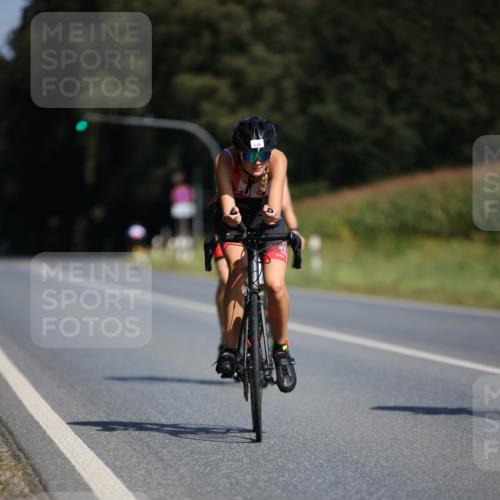 01.09.2024 - 17. Tribühne Triathlon H.Heesch http://msf.ph/oto/6944927 01.09.2024 11:38:35 Radfahren 318, 455, 511 meine-sportfotos.de