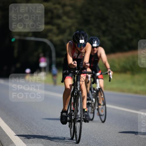 01.09.2024 - 17. Tribühne Triathlon H.Heesch http://msf.ph/oto/6944940 01.09.2024 11:38:35 Radfahren 318, 455, 511 meine-sportfotos.de