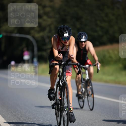01.09.2024 - 17. Tribühne Triathlon H.Heesch http://msf.ph/oto/6944946 01.09.2024 11:38:35 Radfahren 318, 455, 511 meine-sportfotos.de