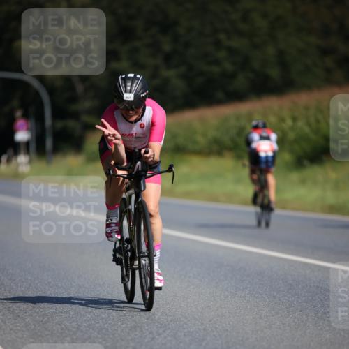 01.09.2024 - 17. Tribühne Triathlon H.Heesch http://msf.ph/oto/6944997 01.09.2024 11:42:22 Radfahren 421, 467, 477, 488, 509 meine-sportfotos.de