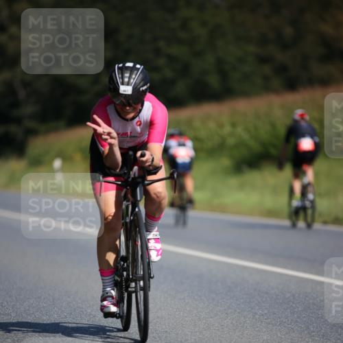 01.09.2024 - 17. Tribühne Triathlon H.Heesch http://msf.ph/oto/6945006 01.09.2024 11:42:23 Radfahren 60, 421, 467, 477, 488, 509, 512, 555 meine-sportfotos.de