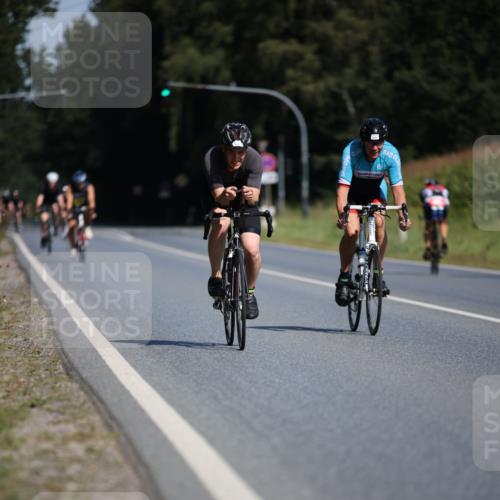 01.09.2024 - 17. Tribühne Triathlon H.Heesch http://msf.ph/oto/6945030 01.09.2024 11:42:25 Radfahren 60, 421, 467, 477, 509, 512, 555 meine-sportfotos.de