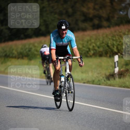 01.09.2024 - 17. Tribühne Triathlon H.Heesch http://msf.ph/oto/6945047 01.09.2024 11:42:26 Radfahren 60, 421, 477, 509, 512, 555 meine-sportfotos.de