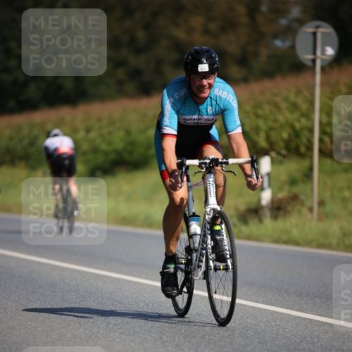01.09.2024 - 17. Tribühne Triathlon H.Heesch http://msf.ph/oto/6945053 01.09.2024 11:42:26 Radfahren 60, 421, 477, 509, 512, 555 meine-sportfotos.de