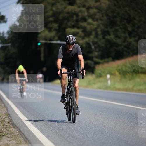 01.09.2024 - 17. Tribühne Triathlon H.Heesch http://msf.ph/oto/6945150 01.09.2024 11:42:41 Radfahren 427, 478, 499, 500, 504, 551 meine-sportfotos.de