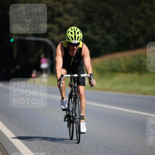 01.09.2024 - 17. Tribühne Triathlon H.Heesch http://msf.ph/oto/6945182 01.09.2024 11:42:46 Radfahren 427, 478, 551 meine-sportfotos.de