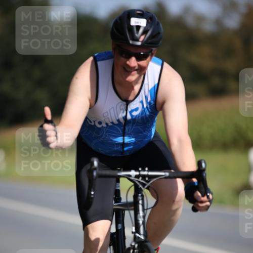 01.09.2024 - 17. Tribühne Triathlon H.Heesch http://msf.ph/oto/6945240 01.09.2024 11:46:00 Radfahren 332, 561 meine-sportfotos.de