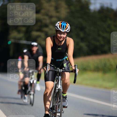 01.09.2024 - 17. Tribühne Triathlon H.Heesch http://msf.ph/oto/6945270 01.09.2024 11:46:11 Radfahren 332, 342, 422, 491, 492, 493, 525, 607 meine-sportfotos.de