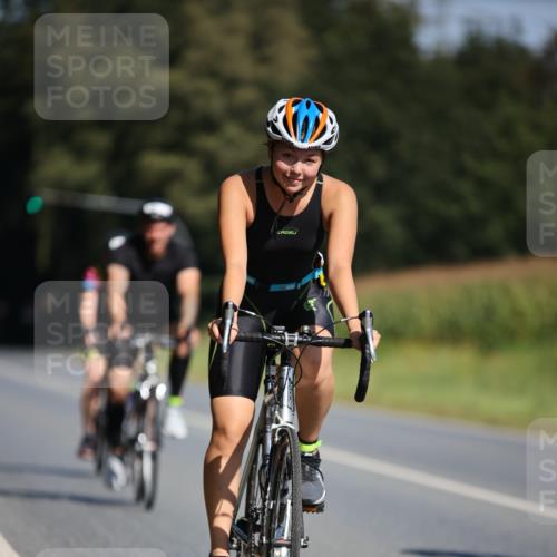 01.09.2024 - 17. Tribühne Triathlon H.Heesch http://msf.ph/oto/6945273 01.09.2024 11:46:11 Radfahren 332, 342, 422, 491, 492, 493, 525, 607 meine-sportfotos.de