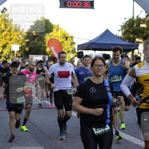 01.09.2024 - BARMER Alsterlauf Kathrin Stürmer Photography http://msf.ph/oto/6969040 01.09.2024 08:59:01 Ziel  meine-sportfotos.de