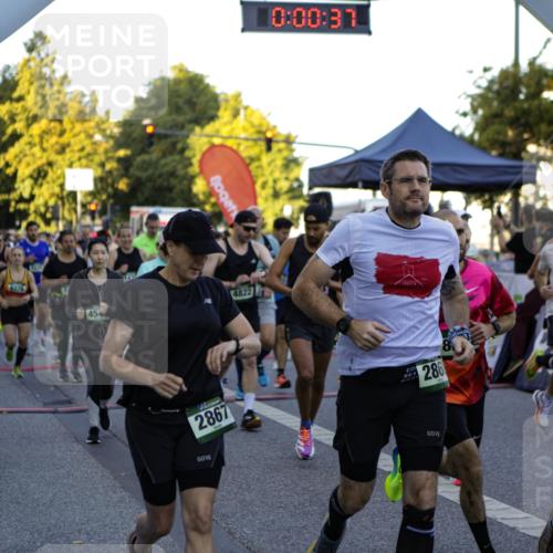 01.09.2024 - BARMER Alsterlauf Kathrin Stürmer Photography http://msf.ph/oto/6969294 01.09.2024 08:59:02 Ziel  meine-sportfotos.de