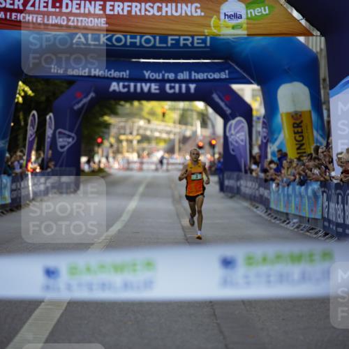 01.09.2024 - BARMER Alsterlauf Kathrin Stürmer Photography http://msf.ph/oto/6969378 01.09.2024 09:29:38 Ziel 3119, 3615, 4515, 4521, 4797, 4805, 4865, 4949, 5003, 5046, 5170, 8276, 8292, 2 meine-sportfotos.de