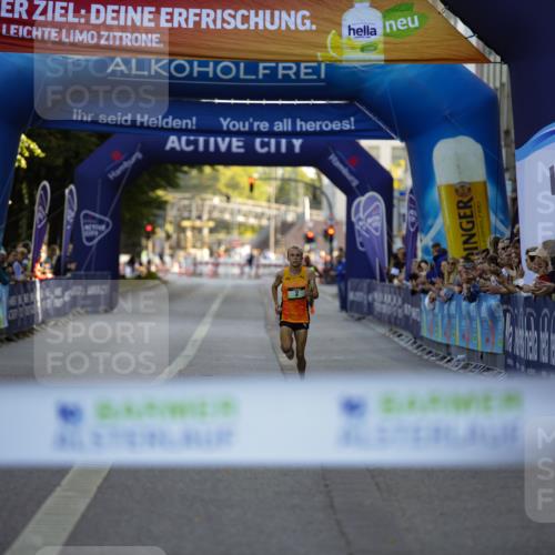 01.09.2024 - BARMER Alsterlauf Kathrin Stürmer Photography http://msf.ph/oto/6969379 01.09.2024 09:29:38 Ziel 3119, 3615, 4515, 4521, 4797, 4805, 4865, 4949, 5003, 5046, 5170, 8276, 8292, 2 meine-sportfotos.de