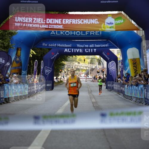 01.09.2024 - BARMER Alsterlauf Kathrin Stürmer Photography http://msf.ph/oto/6969385 01.09.2024 09:29:41 Ziel 3615, 4463, 4515, 4521, 4797, 4805, 4865, 4949, 5003, 5046, 5170, 8276, 2 meine-sportfotos.de