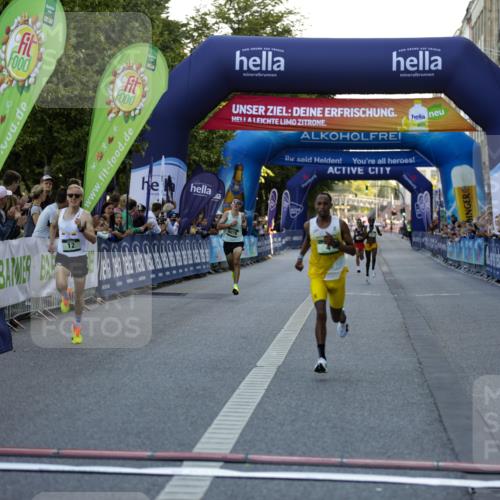 01.09.2024 - BARMER Alsterlauf Kathrin Stürmer Photography http://msf.ph/oto/6969445 01.09.2024 09:31:22 Ziel 4168, 4360, 4458, 4675, 4762, 4833, 4834, 4857, 5274, 8187, 8209, 8217, 4, 12, 16, 21, 8078 meine-sportfotos.de