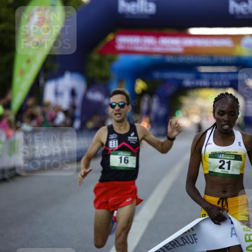 01.09.2024 - BARMER Alsterlauf Kathrin Stürmer Photography http://msf.ph/oto/6969463 01.09.2024 09:31:31 Ziel 2492, 2626, 2951, 3481, 4168, 4450, 4458, 4675, 4834, 5274, 8217, 16, 21, 8078 meine-sportfotos.de