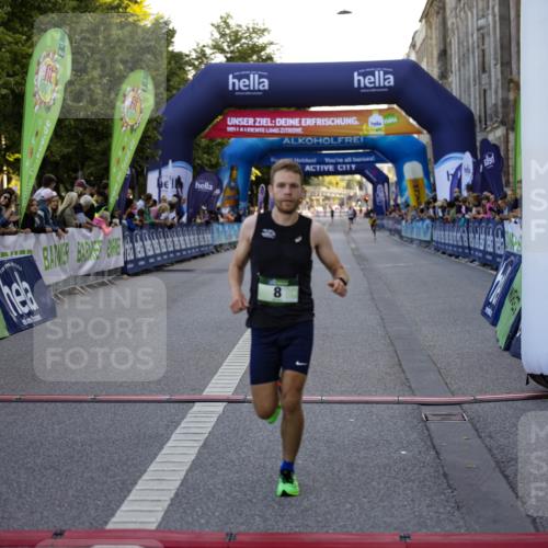 01.09.2024 - BARMER Alsterlauf Kathrin Stürmer Photography http://msf.ph/oto/6969468 01.09.2024 09:31:48 Ziel 1109, 2492, 2850, 3114, 3305, 3788, 4049, 4167, 4290, 4538, 5252, 5287, 8132, 8194, 8236, 8387, 8 meine-sportfotos.de