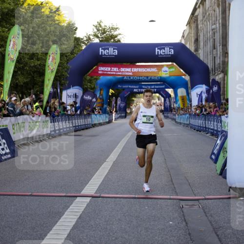 01.09.2024 - BARMER Alsterlauf Kathrin Stürmer Photography http://msf.ph/oto/6969487 01.09.2024 09:33:08 Ziel 2017, 2257, 2422, 2424, 2971, 3273, 3466, 3495, 3733, 3825, 3919, 4174, 4221, 4310, 4407, 4685, 4831, 4859, 4987, 5006, 5009, 5197, 8094, 8145, 8264, 8266, 8280, 10, 4373 meine-sportfotos.de