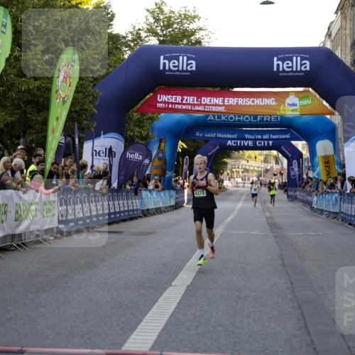 01.09.2024 - BARMER Alsterlauf Kathrin Stürmer Photography http://msf.ph/oto/6969494 01.09.2024 09:33:14 Ziel 2017, 2257, 2422, 2424, 3273, 3466, 3495, 3733, 3899, 3919, 4221, 4685, 4747, 4987, 5006, 5009, 5197, 8094, 8145, 8264, 8280, 10, 4373 meine-sportfotos.de