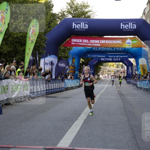 01.09.2024 - BARMER Alsterlauf Kathrin Stürmer Photography http://msf.ph/oto/6969495 01.09.2024 09:33:14 Ziel 2017, 2257, 2422, 2424, 3273, 3466, 3495, 3733, 3899, 3919, 4221, 4685, 4747, 4987, 5006, 5009, 5197, 8094, 8145, 8264, 8280, 10, 4373 meine-sportfotos.de