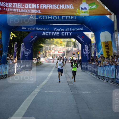 01.09.2024 - BARMER Alsterlauf Kathrin Stürmer Photography http://msf.ph/oto/6969501 01.09.2024 09:33:19 Ziel 2021, 2257, 2422, 3495, 3806, 3899, 4221, 4685, 4747, 4772, 4987, 5006, 5009, 8094, 8145, 8264, 8280, 4372, 4373 meine-sportfotos.de