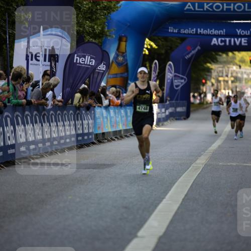 01.09.2024 - BARMER Alsterlauf Kathrin Stürmer Photography http://msf.ph/oto/6969529 01.09.2024 09:33:43 Ziel 2104, 2708, 3132, 3215, 3290, 3503, 3545, 3597, 3756, 4040, 4143, 4328, 4368, 4644, 5089, 5100, 5247, 5279, 8099, 3271, 4748 meine-sportfotos.de