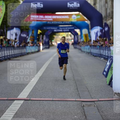 01.09.2024 - BARMER Alsterlauf Kathrin Stürmer Photography http://msf.ph/oto/6969537 01.09.2024 09:34:19 Ziel 2517, 2824, 3440, 3943, 4234, 4247, 4426, 4781, 4783, 4828, 5171, 8034, 8080, 8165, 8171, 23, 8123 meine-sportfotos.de