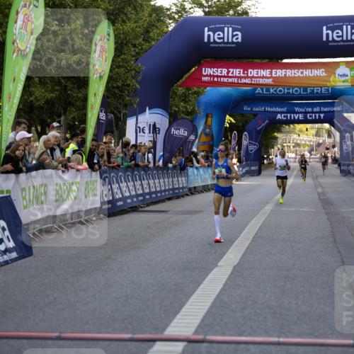 01.09.2024 - BARMER Alsterlauf Kathrin Stürmer Photography http://msf.ph/oto/6969539 01.09.2024 09:34:26 Ziel 2604, 2824, 4234, 4426, 4781, 4783, 5171, 8034, 8080, 8165, 8171, 8186, 38, 3693, 8123 meine-sportfotos.de
