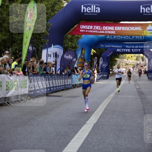 01.09.2024 - BARMER Alsterlauf Kathrin Stürmer Photography http://msf.ph/oto/6969540 01.09.2024 09:34:26 Ziel 2604, 2824, 4234, 4426, 4781, 4783, 5171, 8034, 8080, 8165, 8171, 8186, 38, 3693, 8123 meine-sportfotos.de