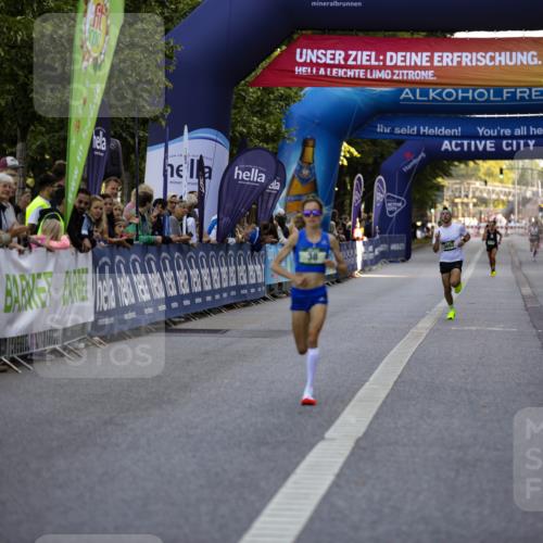 01.09.2024 - BARMER Alsterlauf Kathrin Stürmer Photography http://msf.ph/oto/6969541 01.09.2024 09:34:26 Ziel 2604, 2824, 4234, 4426, 4781, 4783, 5171, 8034, 8080, 8165, 8171, 8186, 38, 3693, 8123 meine-sportfotos.de