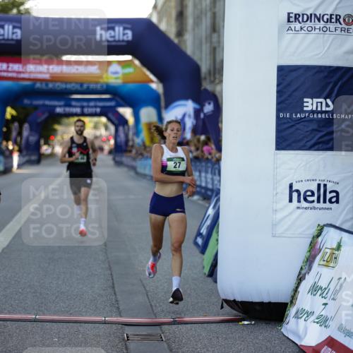 01.09.2024 - BARMER Alsterlauf Kathrin Stürmer Photography http://msf.ph/oto/6969547 01.09.2024 09:34:48 Ziel 2043, 2279, 2495, 2528, 2861, 2926, 3225, 3941, 4180, 4326, 4400, 4408, 4776, 4796, 4839, 5005, 5024, 5203, 27, 28, 3608, 4146, 5275, 8170 meine-sportfotos.de
