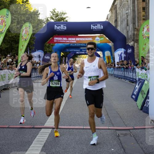 01.09.2024 - BARMER Alsterlauf Kathrin Stürmer Photography http://msf.ph/oto/6969592 01.09.2024 09:37:10 Ziel 2623, 2773, 2879, 2986, 3462, 3971, 4356, 4438, 4560, 4709, 4812, 4874, 4920, 5083, 5088, 5161, 5175, 36, 37, 4885, 5269, 5270 meine-sportfotos.de