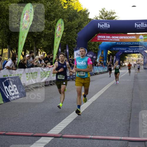 01.09.2024 - BARMER Alsterlauf Kathrin Stürmer Photography http://msf.ph/oto/6969597 01.09.2024 09:37:34 Ziel 2207, 2504, 2613, 3198, 3322, 3446, 3473, 3560, 3583, 3629, 3640, 4848, 5015, 5168, 8169, 8176, 8205, 8228, 3177, 3356, 3726, 4624, 5047 meine-sportfotos.de
