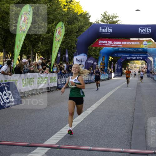 01.09.2024 - BARMER Alsterlauf Kathrin Stürmer Photography http://msf.ph/oto/6969604 01.09.2024 09:37:37 Ziel 2207, 2504, 2613, 3198, 3322, 3446, 3473, 3560, 3629, 3640, 3810, 4119, 4545, 4595, 4848, 4861, 5015, 5168, 8169, 8176, 8205, 8228, 8306, 3177, 3356, 4250, 4624, 5047 meine-sportfotos.de