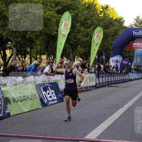 01.09.2024 - BARMER Alsterlauf Kathrin Stürmer Photography http://msf.ph/oto/6969607 01.09.2024 09:37:41 Ziel 2207, 2504, 2613, 3446, 3473, 3629, 3640, 3810, 4119, 4415, 4416, 4545, 4595, 4622, 4848, 4861, 4935, 5015, 5168, 8040, 8169, 8176, 8205, 8228, 8250, 8306, 3095, 3177, 3356, 4250, 4624, 4792, 5047 meine-sportfotos.de