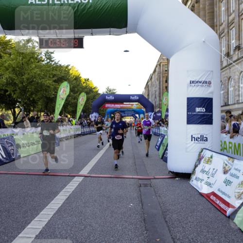 01.09.2024 - BARMER Alsterlauf Kathrin Stürmer Photography http://msf.ph/oto/6969846 01.09.2024 09:56:17 Ziel 2317, 2319, 2342, 2405, 2415, 2426, 3054, 3229, 3358, 3359, 3859, 3924, 3945, 4065, 4260, 4280, 4350, 4462, 4768, 4769, 5035, 5110, 5176, 8059, 2874, 2914, 3207, 3352, 3425, 3536, 3561, 3872, 3884, 3929, 3997, 4128, 4178, 4357, 4473, 4735, 4736, 4896 meine-sportfotos.de
