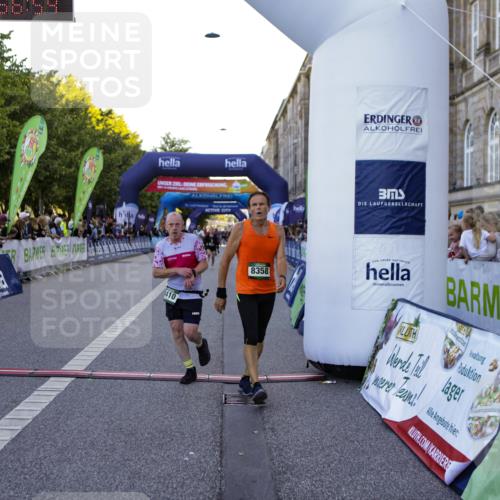 01.09.2024 - BARMER Alsterlauf Kathrin Stürmer Photography http://msf.ph/oto/6969933 01.09.2024 09:56:52 Ziel 2264, 2367, 2374, 2695, 2852, 2896, 2941, 2952, 3084, 3085, 3381, 3584, 3696, 3767, 3864, 3964, 4007, 4195, 4210, 4570, 4786, 4919, 5219, 8164, 2446, 2833, 3645, 3821, 4410, 8106, 8138, 8197, 8336, 8358, 8369 meine-sportfotos.de