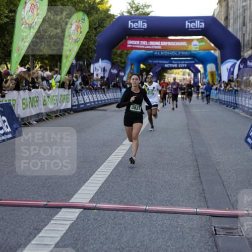 01.09.2024 - BARMER Alsterlauf Kathrin Stürmer Photography http://msf.ph/oto/6969940 01.09.2024 09:56:55 Ziel 2058, 2264, 2374, 2695, 2852, 2896, 2941, 2952, 3084, 3085, 3246, 3381, 3696, 3767, 3864, 3904, 3964, 4007, 4195, 4210, 4720, 4786, 4919, 5219, 2833, 3645, 3821, 4410, 8106, 8116, 8138, 8160, 8336, 8358 meine-sportfotos.de